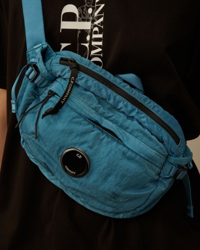 CP COMPANY SACOCHE BANANE 